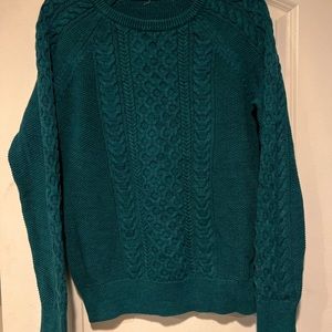 Old navy green cable knit sweater size XL